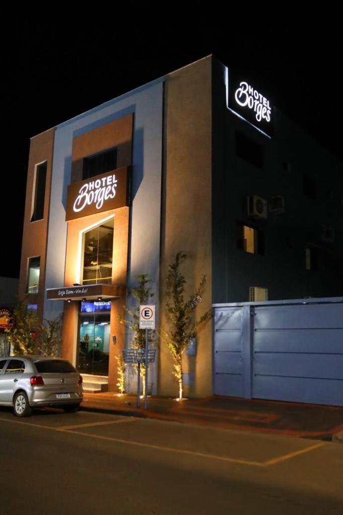 Hotel Borges Quirinopolis Экстерьер фото
